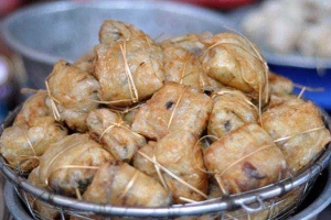 Ăn vặt Nem Vuông Phố Cổ - Nem Cua Bể