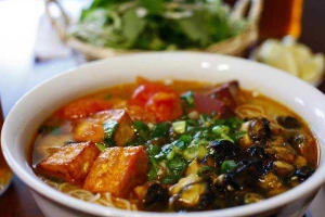 Ăn vặt Bún Ốc A15 - Tạ Quang Bửu
