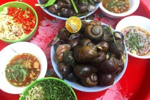 Ăn vặt Bún Ốc & Ốc Luộc - Lò Đúc