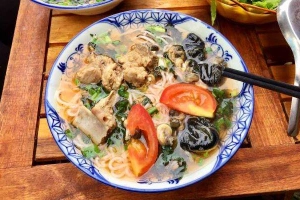Ăn vặt Bún Ốc Sườn - Hai Bà Trưng