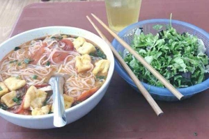 Ăn vặt Bún Riêu - Lò Sũ