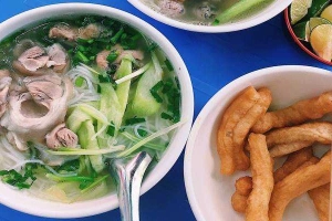 Ăn vặt Bún Sườn Mọc Thịt - Láng Hạ