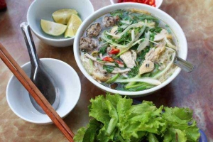 Ăn vặt Bún Thang & Miến Ngan - Trịnh Hoài Đức
