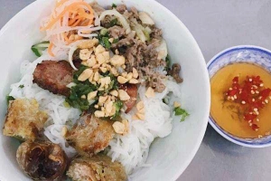 Ăn vặt Bún Thịt Nướng - Bến Vân Đồn