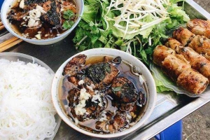 Ăn vặt Bún Thịt Nướng & Bún Hải Sản - Giếng Đáy