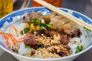 Ăn vặt Bún Thịt Nướng & Bún Mắm Nêm - Trần Quang Khải