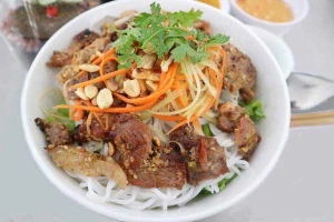 Ăn vặt Bún Thịt Nướng, Nem Nướng, Chả Giò & Bì Cuốn