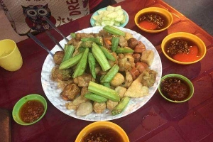 Ăn vặt Cá Viên Chiên Vinh Ký - Hòa Hảo