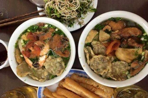 Ăn vặt Canh Cá Cô Liễu