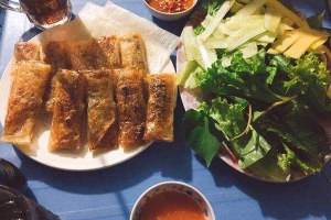 Ăn vặt Chả Lụi Lagi - Nguyễn Kiệm