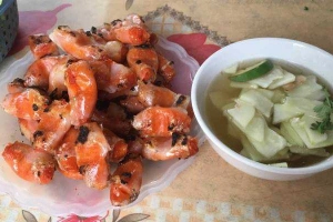 Ăn vặt Chả Tôm Bà Cố
