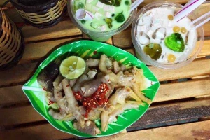Ăn vặt Chân Gà Chua Cay & Trà Sữa