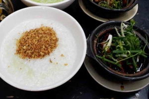 Ăn vặt Cháo Ếch Chị Em - Nguyễn Khoái