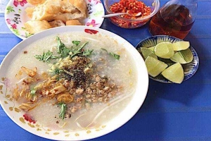 Ăn vặt Cháo Hến 134