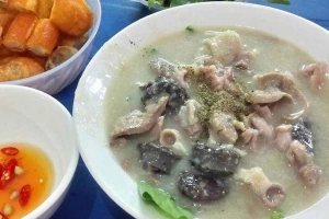 Ăn vặt Cháo Lòng Bà Chí