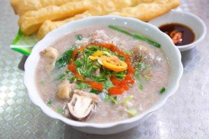 Ăn vặt Cháo Lòng Bình Dân - Quang Trung
