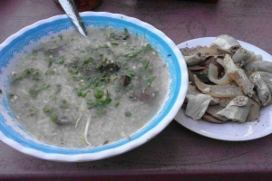 Ăn vặt Cháo Lòng - Hẻm 189 Cống Quỳnh