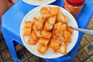 Ăn vặt Cháo Quấy - Hàng Bài