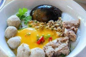 Ăn vặt Cháo Sườn Cô Giang - Đinh Tiên Hoàng