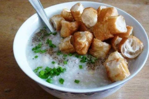 Ăn vặt Cháo Sườn