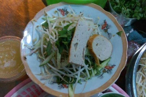 Ăn vặt Châu - Bánh Uớt & Bánh Cuốn