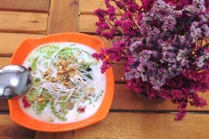 Ăn vặt Chè Bác Mạnh - Huỳnh Thúc Kháng