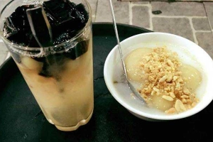 Ăn vặt Chè Bốn Mùa Hàng Cân - Phan Chu Trinh