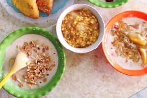 Ăn vặt Chè Bưởi Sài Gòn - Khương Trung