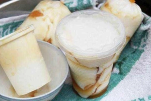 Ăn vặt Chè Bưởi, Tàu Hủ Đá & Bánh Flan