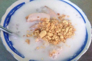 Ăn vặt Chè Chuối Nướng & Gỏi Trộn - Trần Hưng Đạo