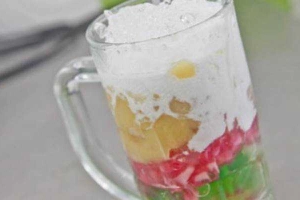 Ăn vặt Chè Cô Hai - Chè Thái Vỉa Hè
