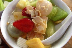 Ăn vặt Chè Cô Quy - Út Tịch