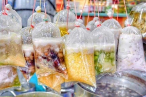 Ăn vặt Chè Cô Quyên