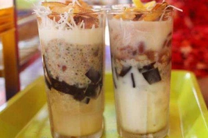 Ăn vặt Chè Hai Lúa - Chè Sài Gòn