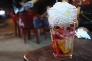 Ăn vặt Chè Hẻm Cung Đình 20 Món
