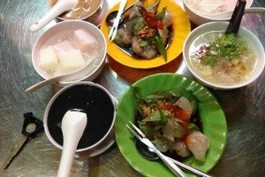 Ăn vặt Huê Ký - Chè & Súp Cua