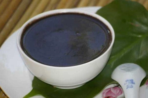 Ăn vặt Chè Mè Đen & Bánh Flan