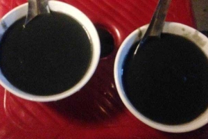 Ăn vặt Chè Mè Đen Phố Cổ