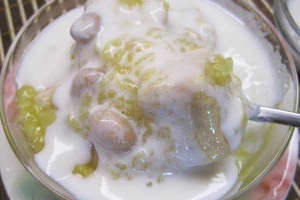 Ăn vặt Chè Môn Lệ Thủy