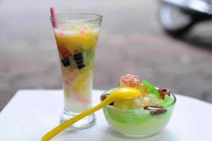 Ăn vặt Chè Ngã Ba Đồn - Đặng Thúc Vịnh