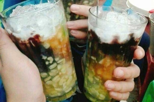 Ăn vặt Chè Ngon Hà Thành - Vũ Hữu