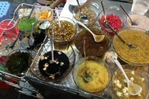 Ăn vặt Chè Ngon - Hàng Giấy