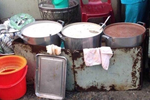 Ăn vặt Chè Nóng