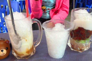 Ăn vặt Chè Sài Gòn - Thái Hà