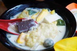 Ăn vặt Chè Sầu Đà Nẵng - Lê Ngọc Hân