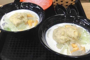 Ăn vặt Chè Sầu Liên Đà Nẵng - Trần Khát Chân