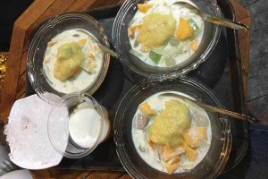 Ăn vặt Chè Sầu Liên Đà Nẵng - Trường Chinh