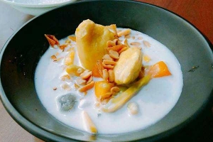 Ăn vặt Chè Sầu Riêng Múi