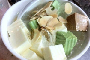 Ăn vặt Chè Thái 228C