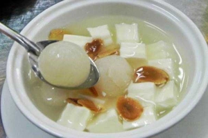 Ăn vặt Chè Thái & Chè Khúc Bạch